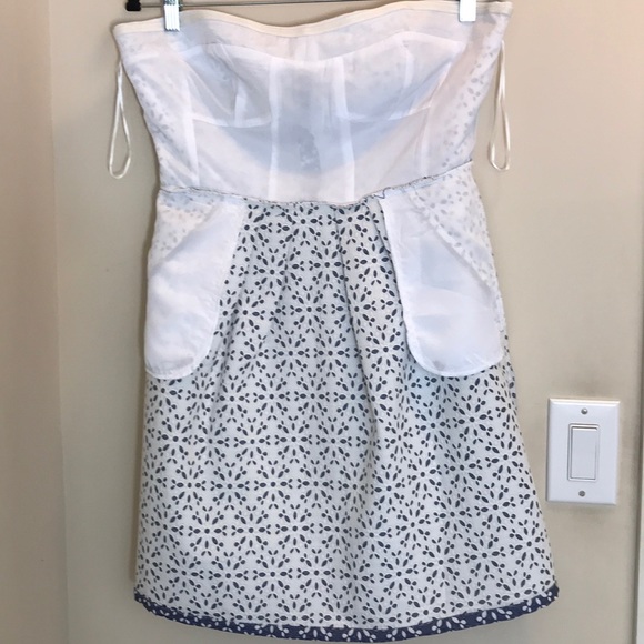 NWT Under Skies Strapless Blue & White Dress - Picture 9 of 13